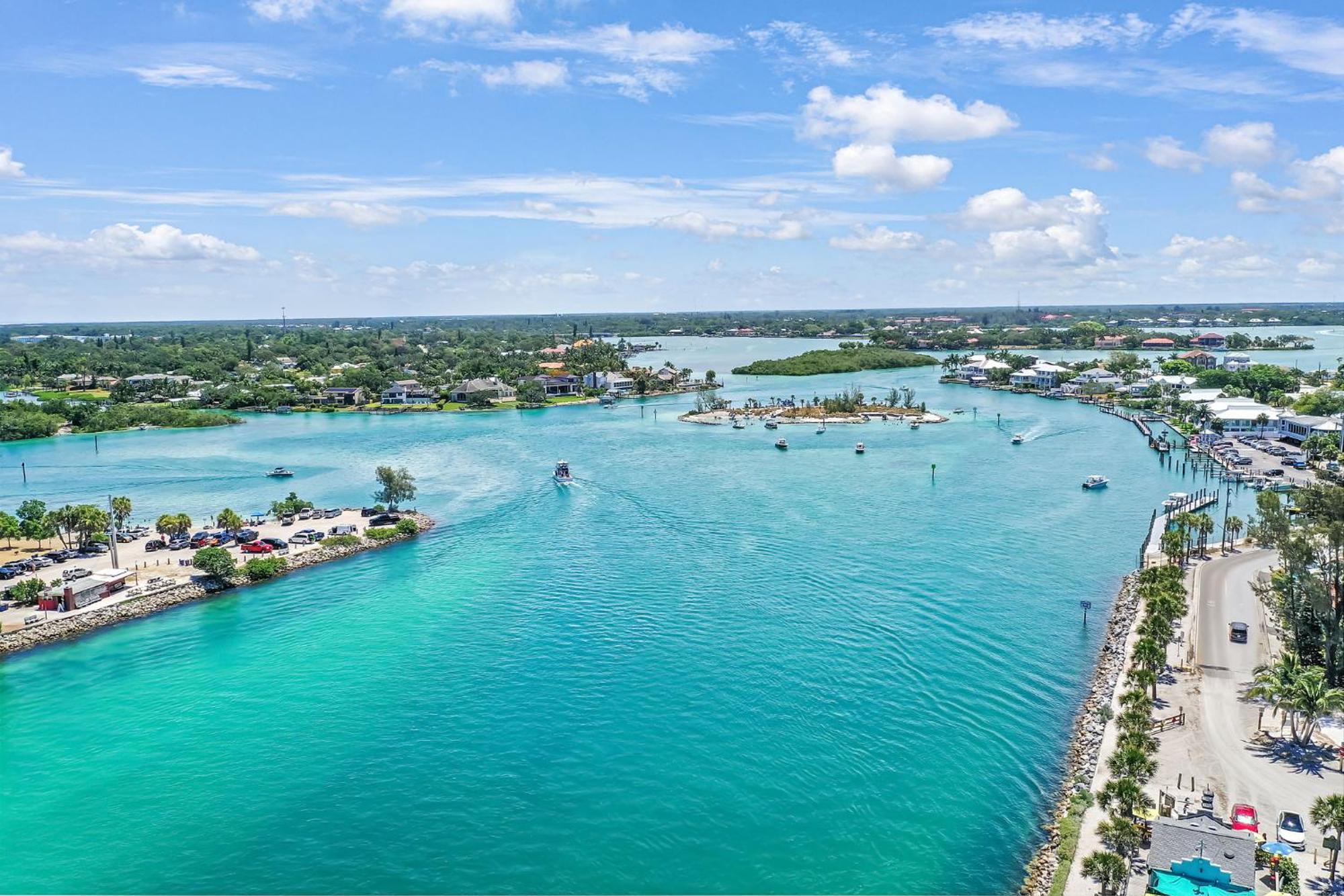 Holiday Inn Express And Suites - Nokomis - Sarasota South Екстериор снимка