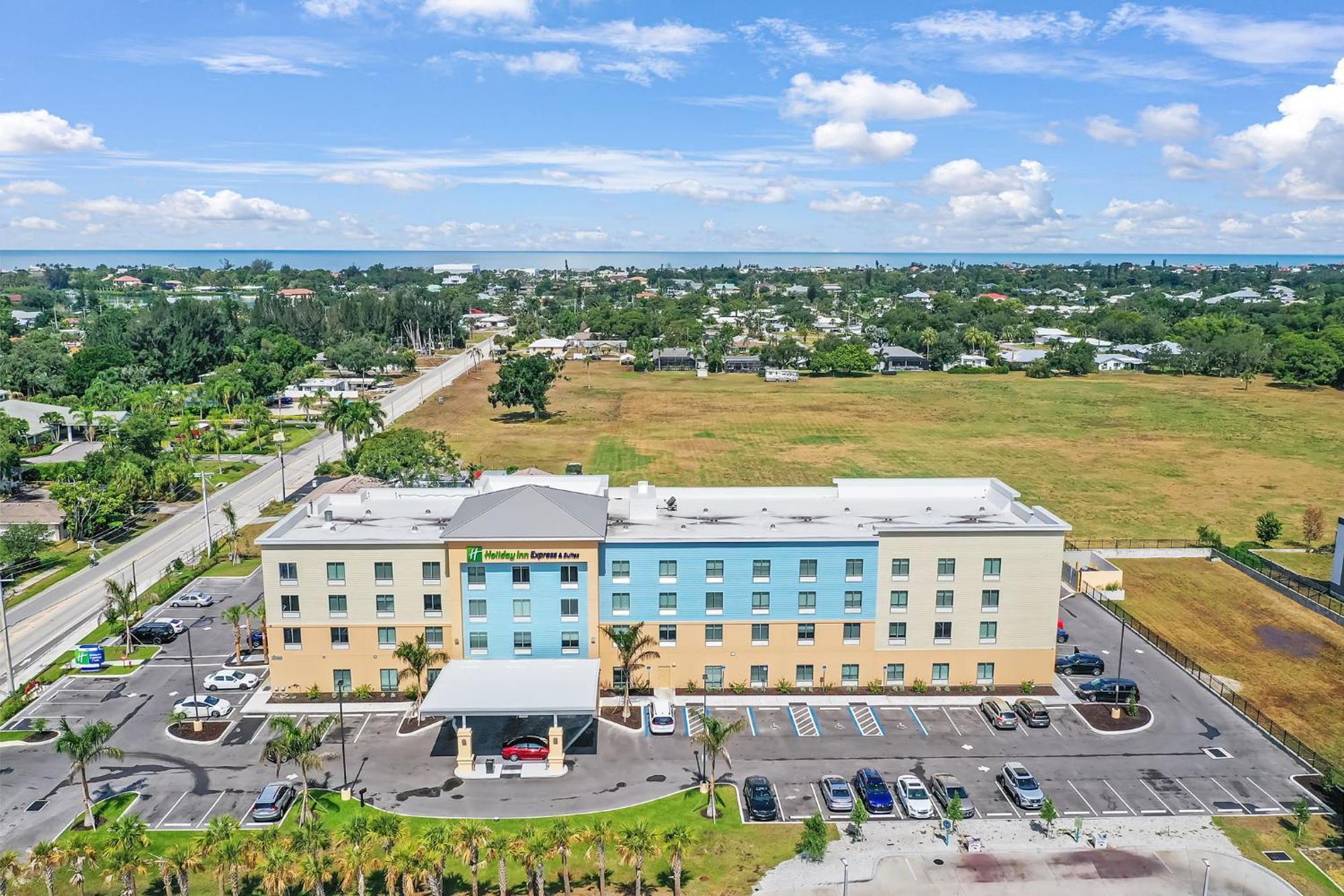 Holiday Inn Express And Suites - Nokomis - Sarasota South Екстериор снимка